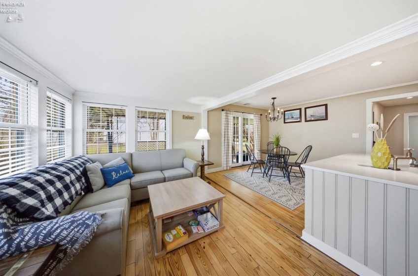 113 Iroquois Trail, Sandusky, 44870, 3 Bedrooms Bedrooms, ,2 BathroomsBathrooms,Residential,For Sale,Iroquois,20260573