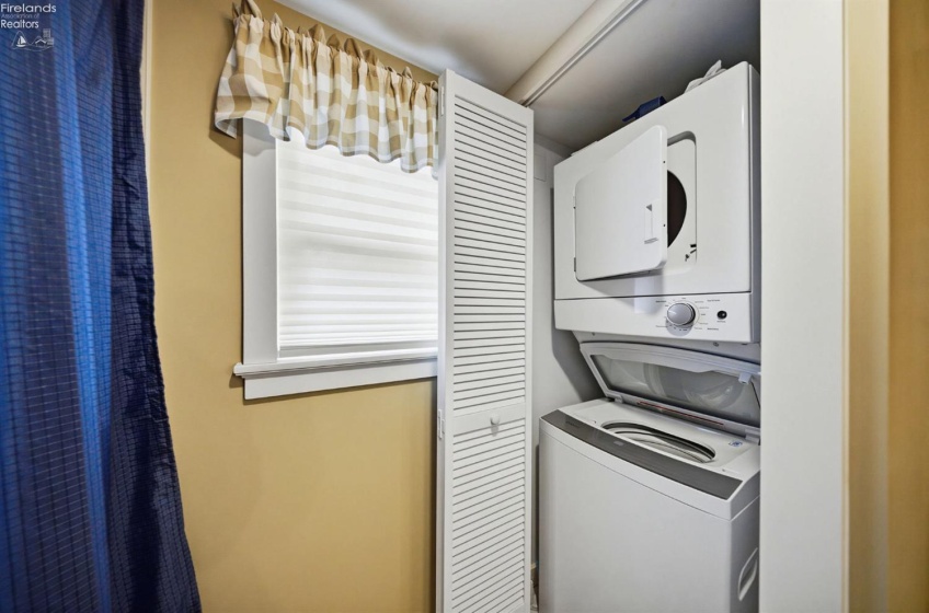 113 Iroquois Trail, Sandusky, 44870, 3 Bedrooms Bedrooms, ,2 BathroomsBathrooms,Residential,For Sale,Iroquois,20260573