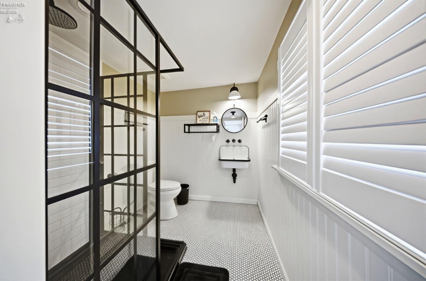 113 Iroquois Trail, Sandusky, 44870, 3 Bedrooms Bedrooms, ,2 BathroomsBathrooms,Residential,For Sale,Iroquois,20260573