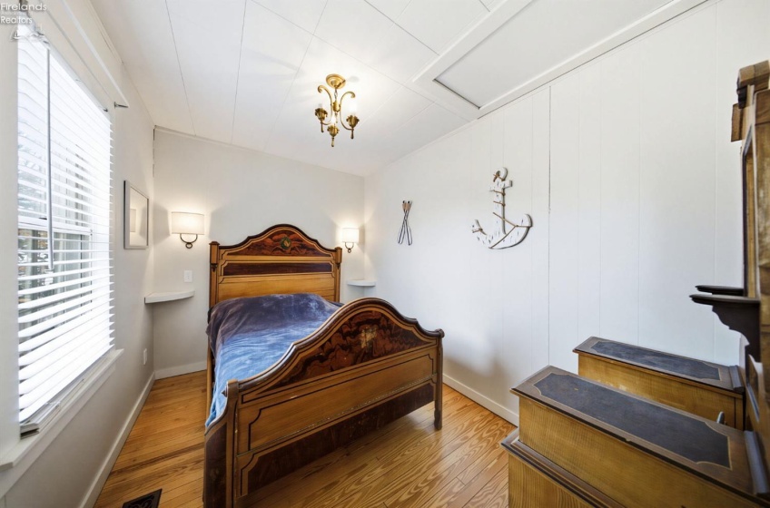 113 Iroquois Trail, Sandusky, 44870, 3 Bedrooms Bedrooms, ,2 BathroomsBathrooms,Residential,For Sale,Iroquois,20260573