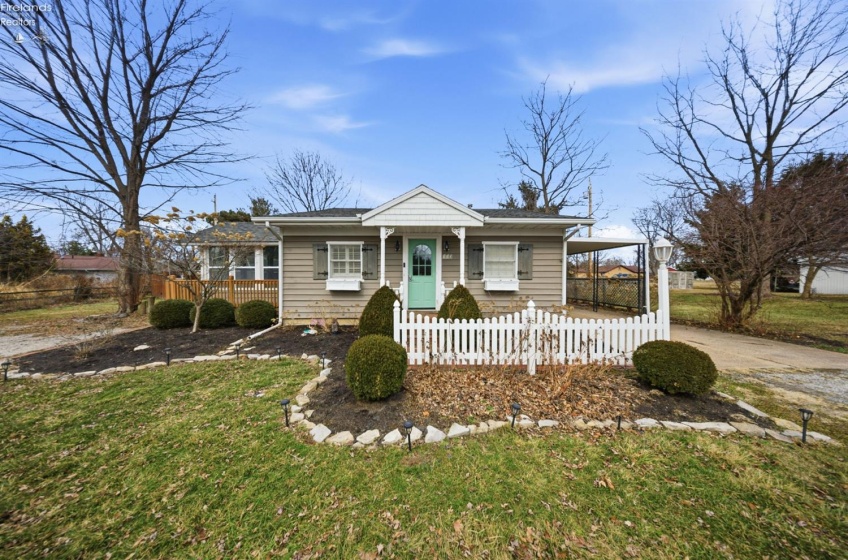 113 Iroquois Trail, Sandusky, 44870, 3 Bedrooms Bedrooms, ,2 BathroomsBathrooms,Residential,For Sale,Iroquois,20260573