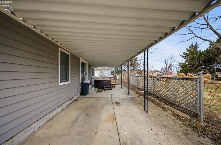 113 Iroquois Trail, Sandusky, 44870, 3 Bedrooms Bedrooms, ,2 BathroomsBathrooms,Residential,For Sale,Iroquois,20260573