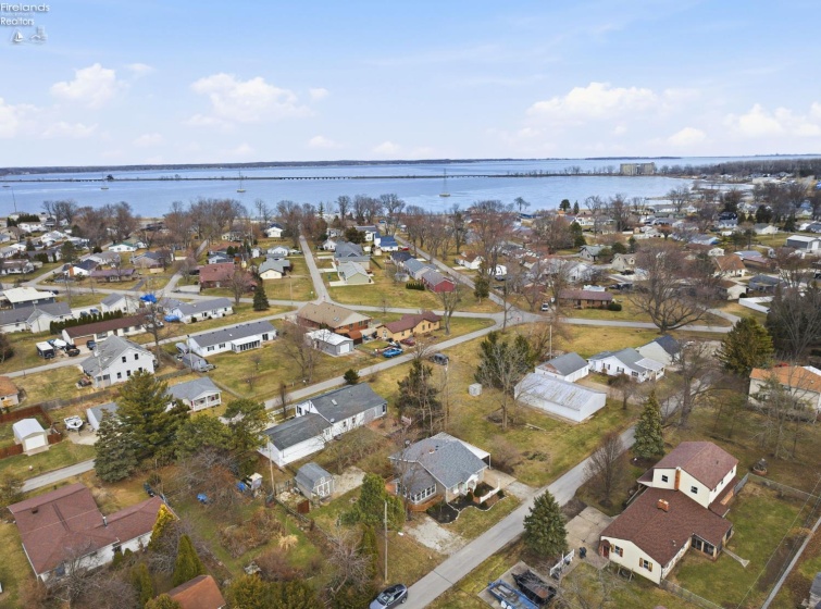 113 Iroquois Trail, Sandusky, 44870, 3 Bedrooms Bedrooms, ,2 BathroomsBathrooms,Residential,For Sale,Iroquois,20260573