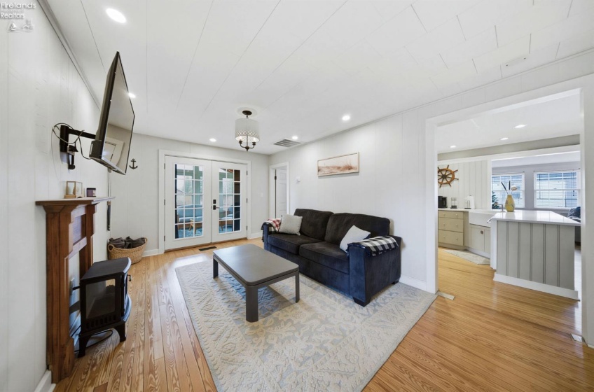 113 Iroquois Trail, Sandusky, 44870, 3 Bedrooms Bedrooms, ,2 BathroomsBathrooms,Residential,For Sale,Iroquois,20260573