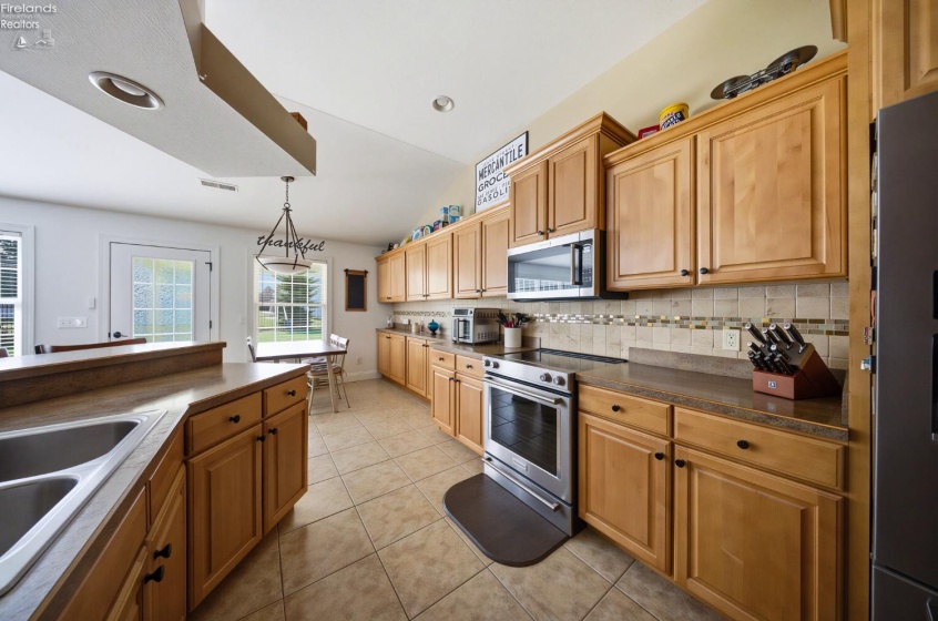 28 Amber Way, Norwalk, 44857, 4 Bedrooms Bedrooms, ,2 BathroomsBathrooms,Residential,For Sale,Amber,20260640