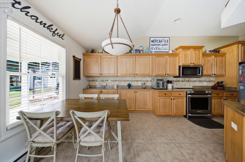 28 Amber Way, Norwalk, 44857, 4 Bedrooms Bedrooms, ,2 BathroomsBathrooms,Residential,For Sale,Amber,20260640