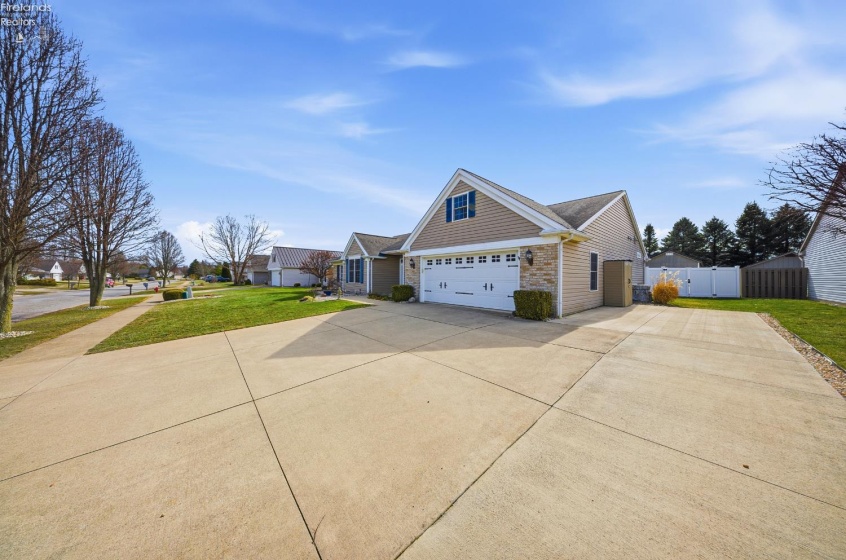 28 Amber Way, Norwalk, 44857, 4 Bedrooms Bedrooms, ,2 BathroomsBathrooms,Residential,For Sale,Amber,20260640