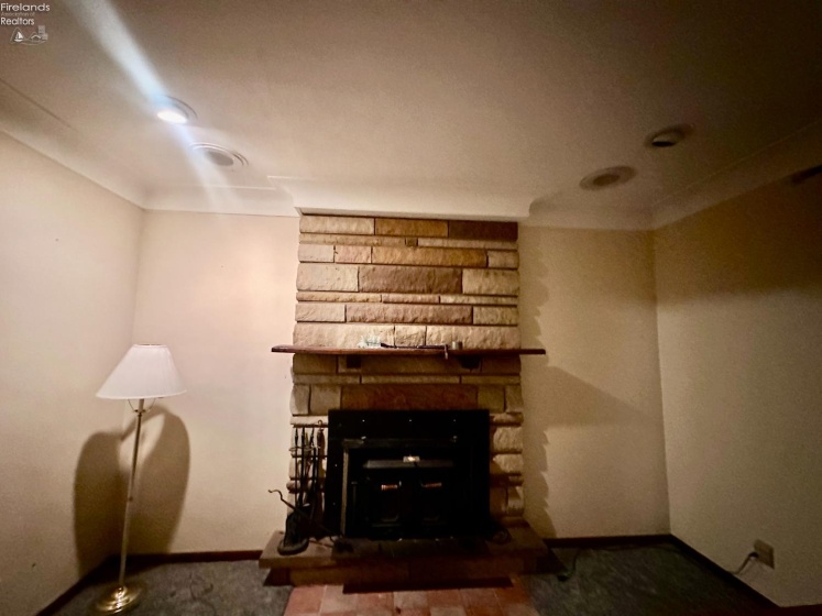 8845 State Route 163, Oak Harbor, 43449, 3 Bedrooms Bedrooms, ,2 BathroomsBathrooms,Residential,For Sale,State Route 163,20260450