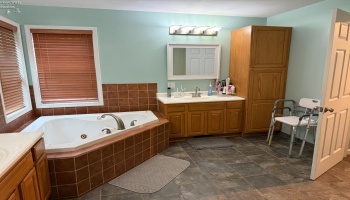 1485 Autumnwoods Drive, Fremont, 43420, 4 Bedrooms Bedrooms, ,3 BathroomsBathrooms,Residential,For Sale,Autumnwoods,20260649 1485 Autumnwoods Drive, Fremont, 43420, 4 Bedrooms Bedrooms, ,3 BathroomsBathrooms,Residential,For Sale,Autumnwoods,20260649