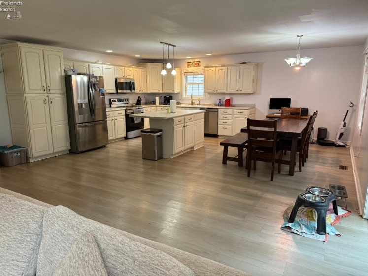 1485 Autumnwoods Drive, Fremont, 43420, 4 Bedrooms Bedrooms, ,3 BathroomsBathrooms,Residential,For Sale,Autumnwoods,20260649