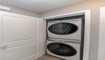 415 Water Street, Sandusky, 44870, 2 Bedrooms Bedrooms, ,3 BathroomsBathrooms,Residential,For Sale,Water,20260635 415 Water Street, Sandusky, 44870, 2 Bedrooms Bedrooms, ,3 BathroomsBathrooms,Residential,For Sale,Water,20260635