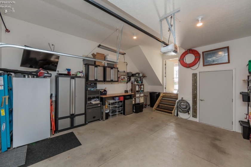 415 Water Street, Sandusky, 44870, 2 Bedrooms Bedrooms, ,3 BathroomsBathrooms,Residential,For Sale,Water,20260635