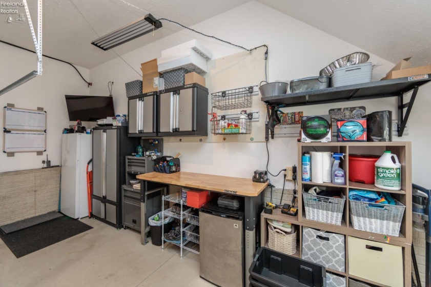 415 Water Street, Sandusky, 44870, 2 Bedrooms Bedrooms, ,3 BathroomsBathrooms,Residential,For Sale,Water,20260635