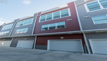 415 Water Street, Sandusky, 44870, 2 Bedrooms Bedrooms, ,3 BathroomsBathrooms,Residential,For Sale,Water,20260635 415 Water Street, Sandusky, 44870, 2 Bedrooms Bedrooms, ,3 BathroomsBathrooms,Residential,For Sale,Water,20260635