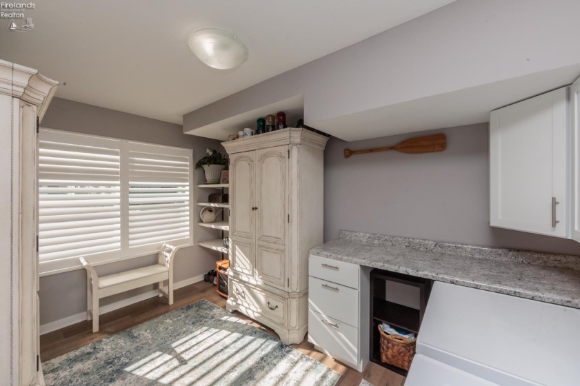 415 Water Street, Sandusky, 44870, 2 Bedrooms Bedrooms, ,3 BathroomsBathrooms,Residential,For Sale,Water,20260635