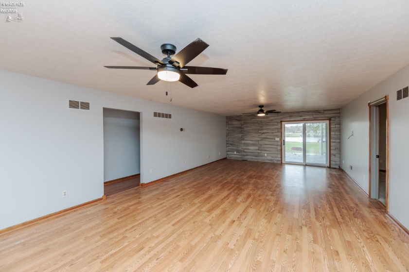 16 Senior Drive, Greenwich, 44837, 3 Bedrooms Bedrooms, ,2 BathroomsBathrooms,Residential,For Sale,Senior,20260654