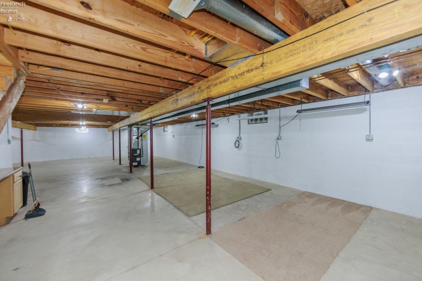 16 Senior Drive, Greenwich, 44837, 3 Bedrooms Bedrooms, ,2 BathroomsBathrooms,Residential,For Sale,Senior,20260654