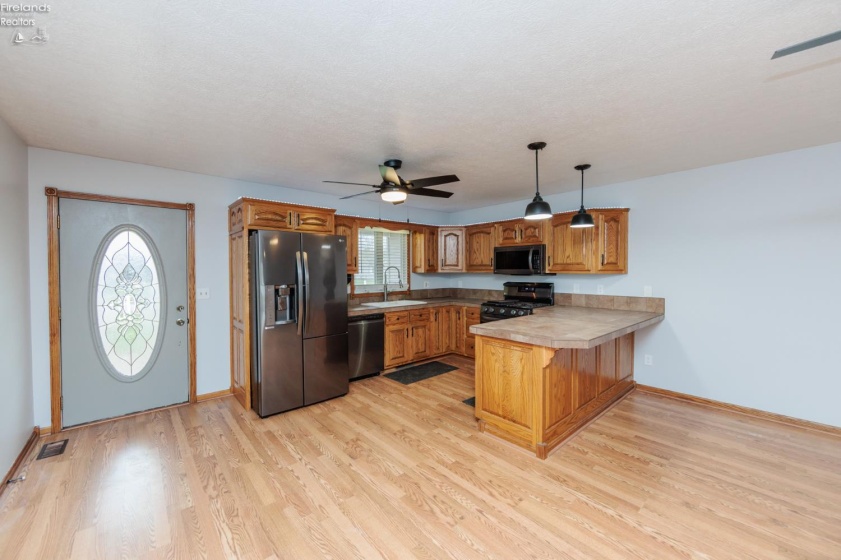 16 Senior Drive, Greenwich, 44837, 3 Bedrooms Bedrooms, ,2 BathroomsBathrooms,Residential,For Sale,Senior,20260654