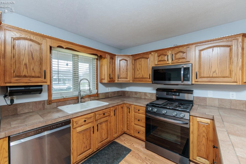 16 Senior Drive, Greenwich, 44837, 3 Bedrooms Bedrooms, ,2 BathroomsBathrooms,Residential,For Sale,Senior,20260654