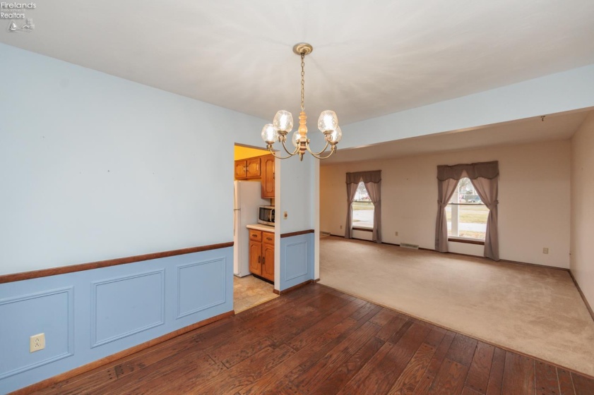 2612 Mulberry Drive, Sandusky, 44870, 4 Bedrooms Bedrooms, ,3 BathroomsBathrooms,Residential,For Sale,Mulberry,20260664