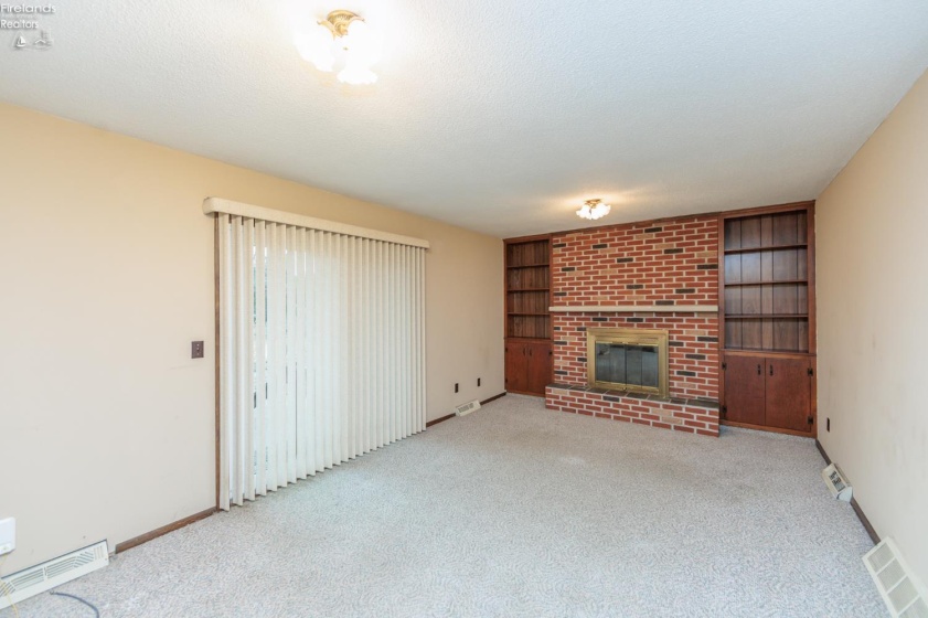 2612 Mulberry Drive, Sandusky, 44870, 4 Bedrooms Bedrooms, ,3 BathroomsBathrooms,Residential,For Sale,Mulberry,20260664