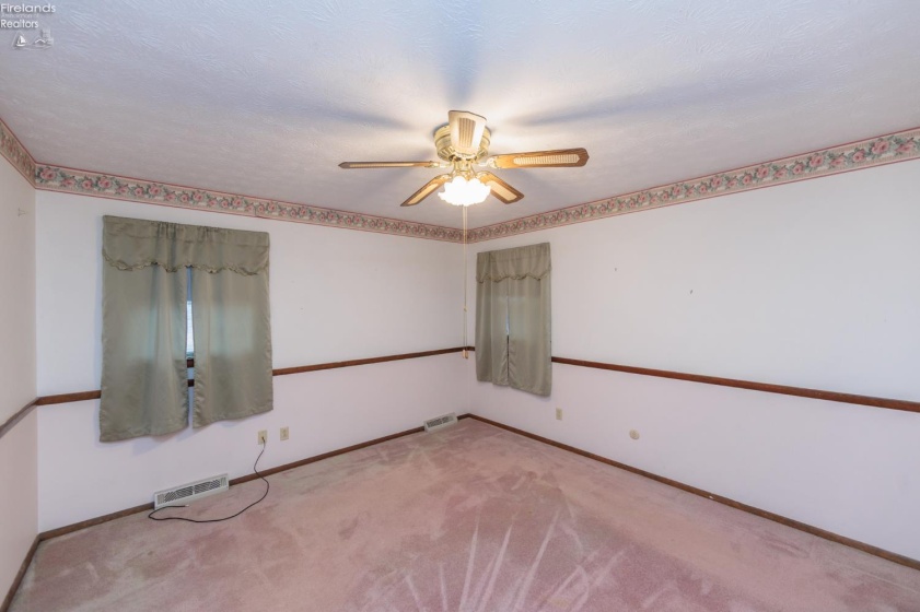 2612 Mulberry Drive, Sandusky, 44870, 4 Bedrooms Bedrooms, ,3 BathroomsBathrooms,Residential,For Sale,Mulberry,20260664