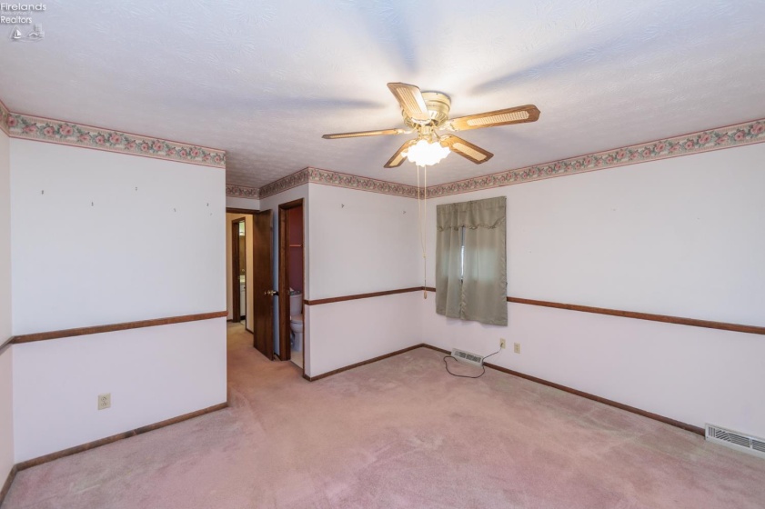 2612 Mulberry Drive, Sandusky, 44870, 4 Bedrooms Bedrooms, ,3 BathroomsBathrooms,Residential,For Sale,Mulberry,20260664