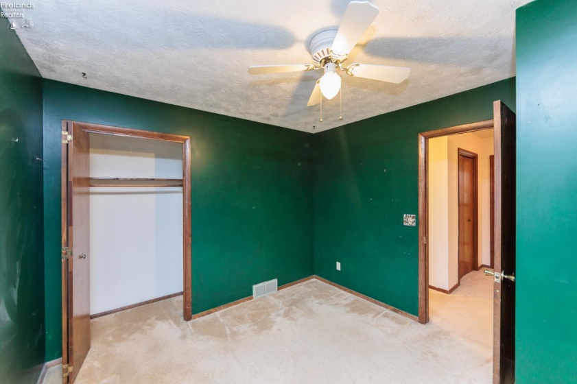 2612 Mulberry Drive, Sandusky, 44870, 4 Bedrooms Bedrooms, ,3 BathroomsBathrooms,Residential,For Sale,Mulberry,20260664