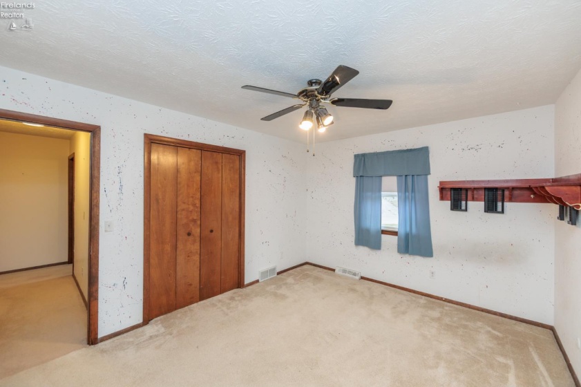 2612 Mulberry Drive, Sandusky, 44870, 4 Bedrooms Bedrooms, ,3 BathroomsBathrooms,Residential,For Sale,Mulberry,20260664