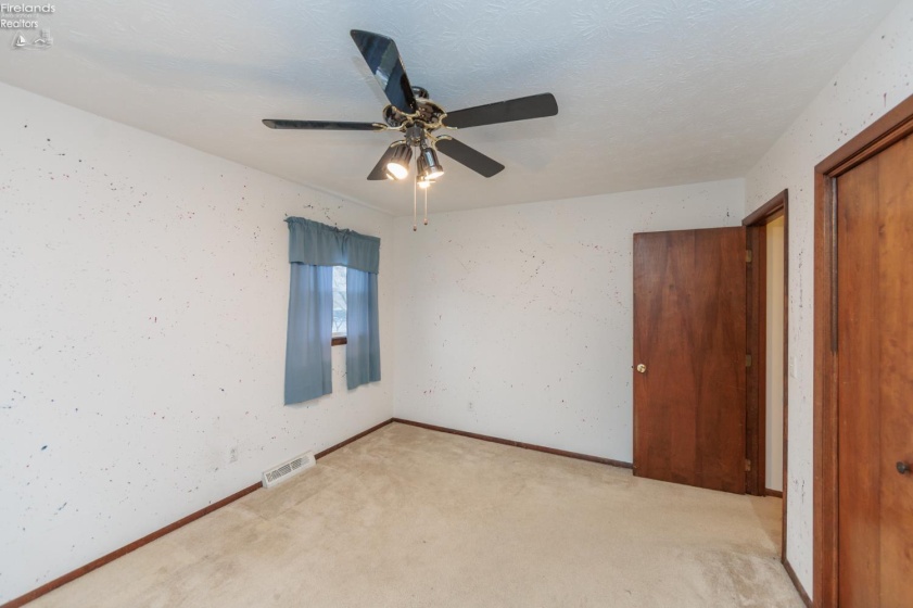 2612 Mulberry Drive, Sandusky, 44870, 4 Bedrooms Bedrooms, ,3 BathroomsBathrooms,Residential,For Sale,Mulberry,20260664