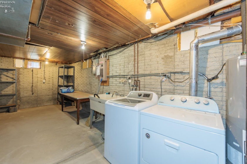 2612 Mulberry Drive, Sandusky, 44870, 4 Bedrooms Bedrooms, ,3 BathroomsBathrooms,Residential,For Sale,Mulberry,20260664