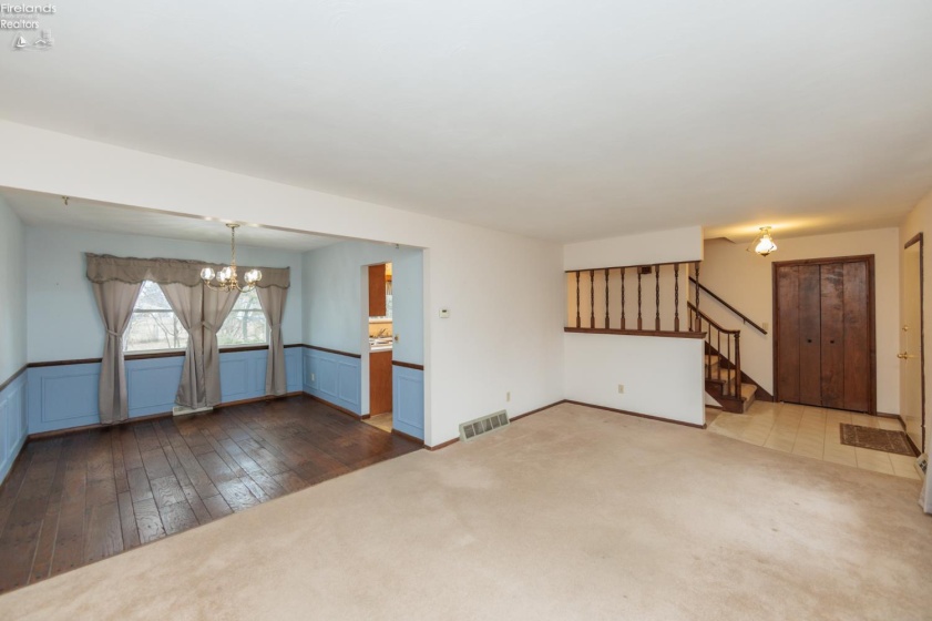 2612 Mulberry Drive, Sandusky, 44870, 4 Bedrooms Bedrooms, ,3 BathroomsBathrooms,Residential,For Sale,Mulberry,20260664