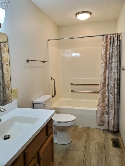 192 St. Francis Avenue, Tiffin, 44883, 3 Bedrooms Bedrooms, ,2 BathroomsBathrooms,Residential,For Sale,St. Francis,20260672