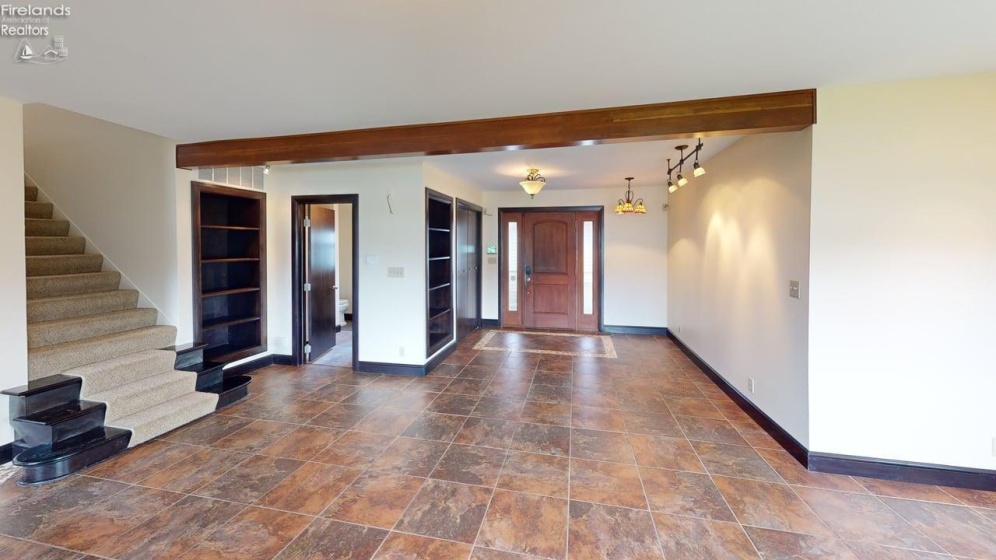 5411 Channel Drive, Port Clinton, 43452, 1 Bedroom Bedrooms, ,2 BathroomsBathrooms,Residential,For Sale,Channel,20260677