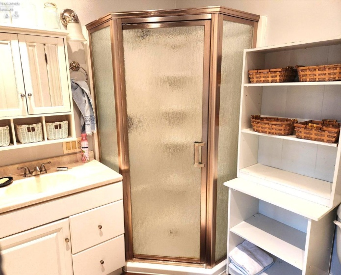 12380 Oberlin Road, Oberlin, 44074, 4 Bedrooms Bedrooms, ,1 BathroomBathrooms,Residential,For Sale,Oberlin,20251382