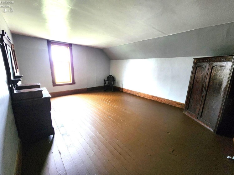 12380 Oberlin Road, Oberlin, 44074, 4 Bedrooms Bedrooms, ,1 BathroomBathrooms,Residential,For Sale,Oberlin,20251382