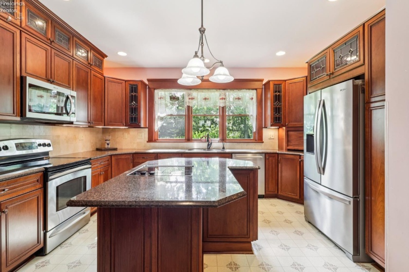 8110 Main Road, Berlin Heights, 44814, 7 Bedrooms Bedrooms, ,9 BathroomsBathrooms,Residential,For Sale,Main,20252156