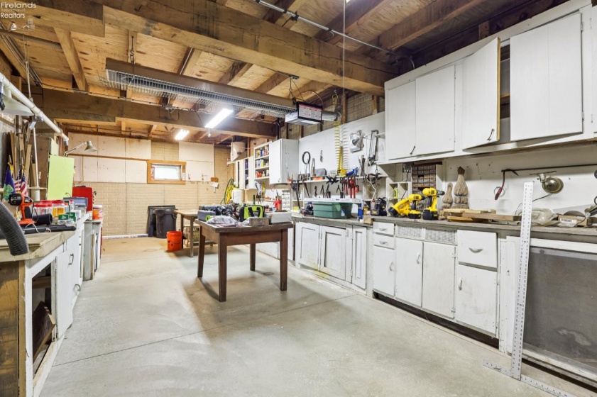 8110 Main Road, Berlin Heights, 44814, 7 Bedrooms Bedrooms, ,9 BathroomsBathrooms,Residential,For Sale,Main,20252156