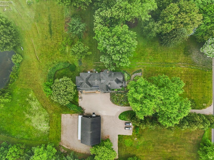 8110 Main Road, Berlin Heights, 44814, 7 Bedrooms Bedrooms, ,9 BathroomsBathrooms,Residential,For Sale,Main,20252156