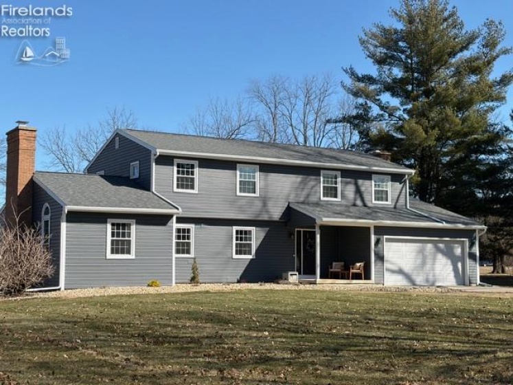 145 W. Woodmere Drive, Tiffin, 44883, 5 Bedrooms Bedrooms, ,3 BathroomsBathrooms,Residential,For Sale,W. Woodmere Drive,20260577