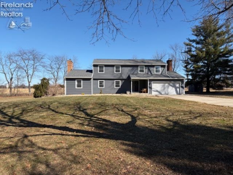 145 W. Woodmere Drive, Tiffin, 44883, 5 Bedrooms Bedrooms, ,3 BathroomsBathrooms,Residential,For Sale,W. Woodmere Drive,20260577