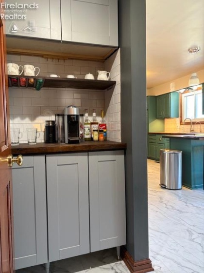 145 W. Woodmere Drive, Tiffin, 44883, 5 Bedrooms Bedrooms, ,3 BathroomsBathrooms,Residential,For Sale,W. Woodmere Drive,20260577