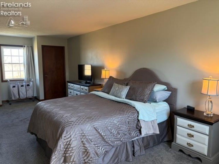 145 W. Woodmere Drive, Tiffin, 44883, 5 Bedrooms Bedrooms, ,3 BathroomsBathrooms,Residential,For Sale,W. Woodmere Drive,20260577