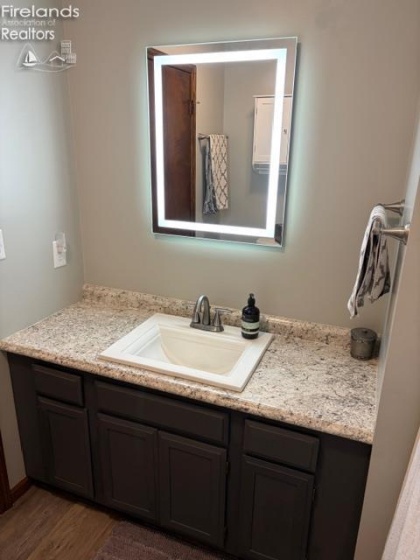 145 W. Woodmere Drive, Tiffin, 44883, 5 Bedrooms Bedrooms, ,3 BathroomsBathrooms,Residential,For Sale,W. Woodmere Drive,20260577