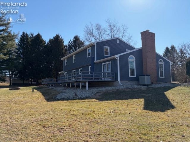 145 W. Woodmere Drive, Tiffin, 44883, 5 Bedrooms Bedrooms, ,3 BathroomsBathrooms,Residential,For Sale,W. Woodmere Drive,20260577