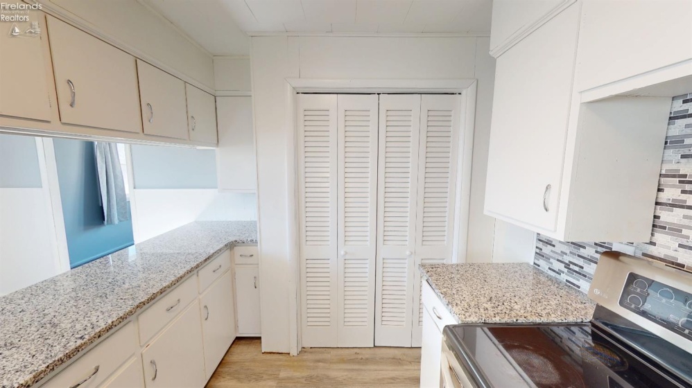 507 Oaklawn Avenue, Fremont, 43420, 2 Bedrooms Bedrooms, ,1 BathroomBathrooms,Residential,For Sale,Oaklawn,20260515