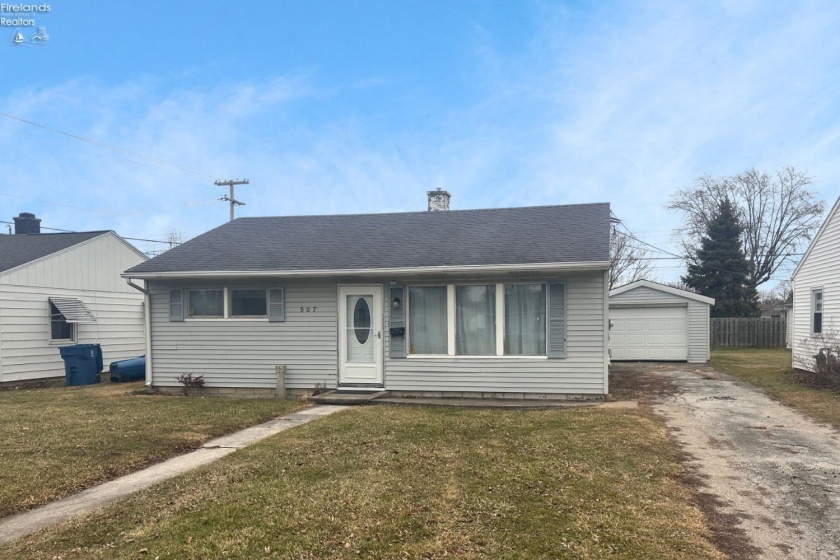 507 Oaklawn Avenue, Fremont, 43420, 2 Bedrooms Bedrooms, ,1 BathroomBathrooms,Residential,For Sale,Oaklawn,20260515