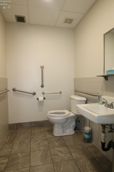 5433 State Route 113, Bellevue, 44811, ,Commercial,For Sale,State Route 113,20260598