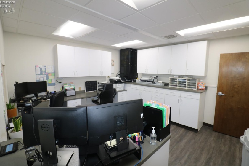 5433 State Route 113, Bellevue, 44811, ,Commercial,For Sale,State Route 113,20260598