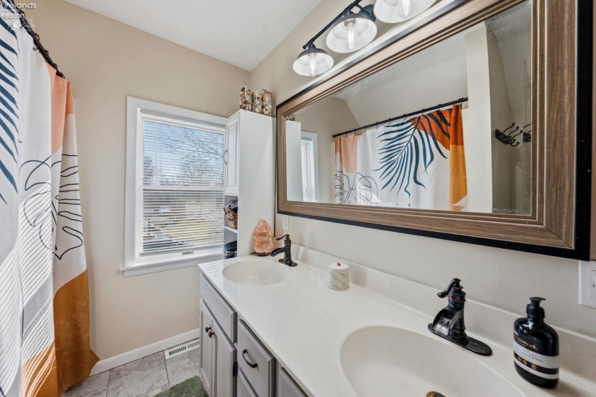 50 Center Street, Berlin Heights, 44814, 3 Bedrooms Bedrooms, ,2 BathroomsBathrooms,Residential,For Sale,Center,20260541